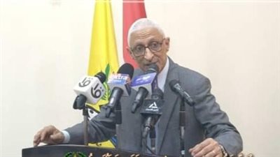  بناء سقف منزل لأسرة فقيرة بـ العريش