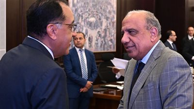 وزير الكهرباء يستعرض قدرات وخطط منظومة الشبكة القومية بمختلف أنواع الطاقة