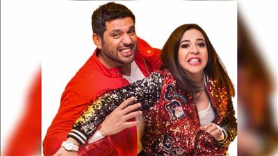 حفظي وكروانة في التلفزيون .. تفاصيل مسرحية حسن الرداد وإيمي سمير غانم بالعلمين