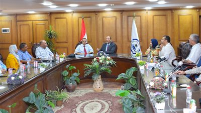 جامعة العريش تحتفل بانتهاء العام الدراسي