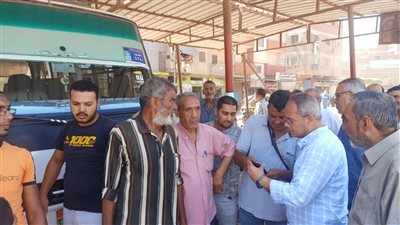 محافظ الدقهلية يكلف بالمرور على المواقف للتأكد من الالتزام بالتعريفة الجديدة