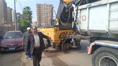 حملة نظافة مكبرة بشوارع مدينة السنبلاوين 