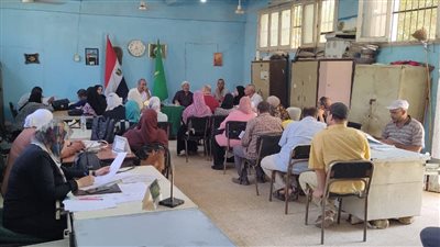 صور.. مدير إدارة شباب شبين القناطر يجتمع بمديرى مراكز الشباب 