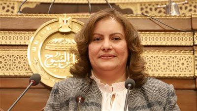 جامعة القاهرة تكرم النائبة الدكتورة عايدة نصيف لجهودها الأكاديمية 