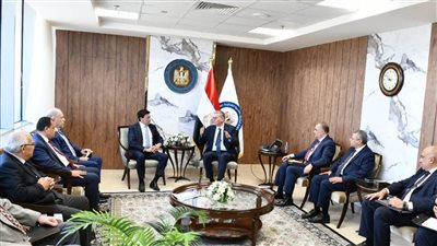 وزير البترول يجتمع مع كبرى شركات النفط العالمية لتحقيق الاكتفاء وخفض التكلفة