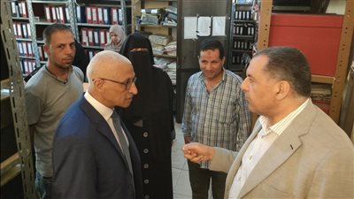 محافظ شمال سيناء يتفقد إدارات الديوان العام