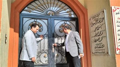 مدير عام شباب القليوبية يغلق حمام سباحة مركز الدير