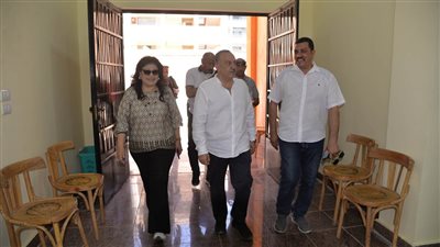 محافظ أسيوط يتفقد المجمع الصناعي الحرفي بالشامية بساحل سليم