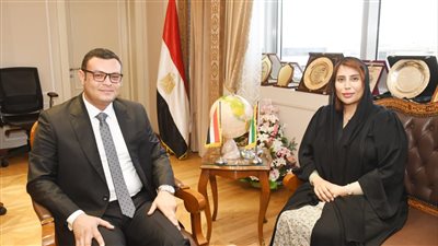 وزير الإسكان يبحث مع سفيرة الإمارات فرص التعاون المشترك