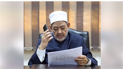 مكالمة شيخ الأزهر لأول الثانوية على الجمهورية .. فيديو