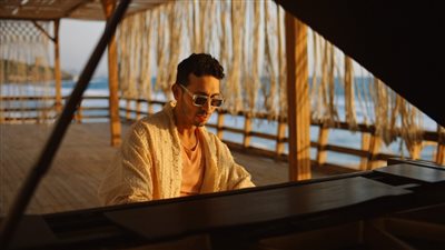 عمر الرحباني بحفل كامل العدد في البترون