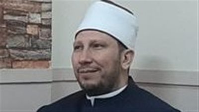 رئيس منطقة الإسكندرية الأزهرية يهنئ أوائل الشهادة الثانوية 