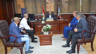 محافظ الغربية يبحث سبل التعاون في تطوير منظومة تدوير المخلفات