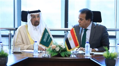 عبد الغفار يبحث مع وزير الاستثمار السعودي التعاون في القطاع الصحي