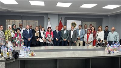 دعم المصدرين والمنتجين بالجمارك: اجتماعات دورية مع اتحاد المستثمرات العرب 