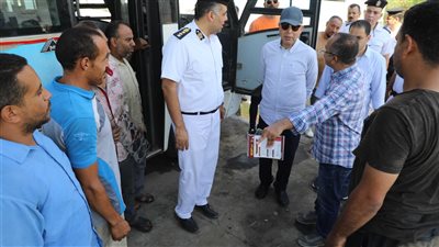 محافظ المنيا يناقش تطوير وسائل النقل الداخلى واضافة خطوط جديدة 