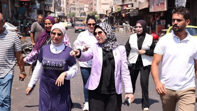 نائب محافظ دمياط تتفقد أعمال الرصف بشارع الحدادين 