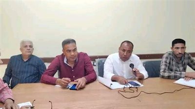  نجع حمادي تبدأ عقد أولى لقاءات المواطنين لبحث مطالبهم 