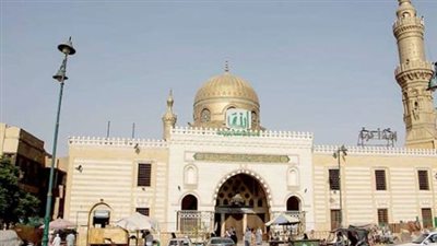 عندما يعلن الفنان حبه لأهل البيت.. وهؤلاء الأكثر زيارة للأضرحة 