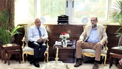 رئيس الهيئة القومية لسلامة الغذاء يتفقد ميناءي الاسكندرية والدخيلة