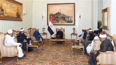 وزير الأوقاف يستقبل وفدًا من كبار علماء كينيا والصومال