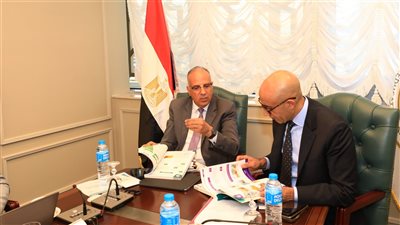 وزير التربية والتعليم: تضمين قضايا المياه في المناهج الدراسية 