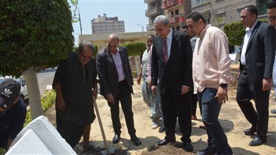 محافظ الغربية يتفقد أعمال التطوير الجارية بحديقة ميدان الإسكندرية