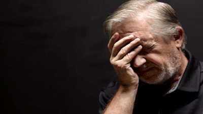 منها تكوين صداقات جديدة .. عادات بسيطة تأخر الإصابة بـ الخرف 