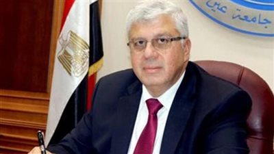 نداء من أب إلى وزيرَى الصحة والتعليم العالى