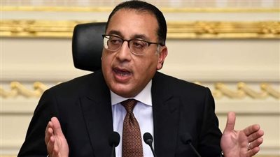 رئيس الوزراء يبدأ جولة تفقدية موسعة بعدد من المصانع بمحافظة الإسكندرية 