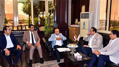 رئيس هيئة الرعاية الصحية: مقترح بإنشاء مركز لعلاج الكلى بالأقصر 