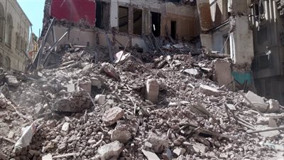 إصابة سيدة في انهيار جزئي لعقار بإمبابة