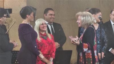 وزيرة الثقافة الأردنية تُكرم رئيس دار الأوبرا في مهرجان جرش الدولي
