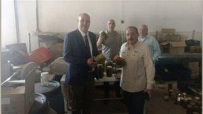 مصادرة 300 طن مخللات غير الصالحة للإستخدام الآدمي بالشرقية 