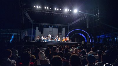 مسرح مكتبة الإسكندرية المكشوف يشهد حفل موسيقي لأوركسترا 