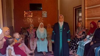 أئمة وواعظات الأوقاف بسوهاج يقدمون التوعية للسيدات فى المناطق النائية