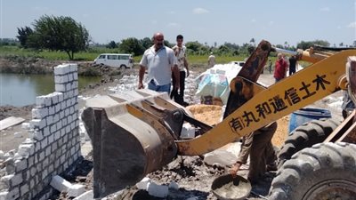 إزالة 20 حالة تعد علي الأراضي الزراعية بالبحيرة 