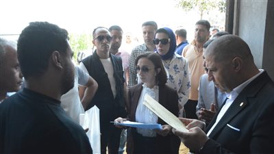 محافظ البحيرة توجه بسرعة صرف الأسمدة الزراعية للمزارعين