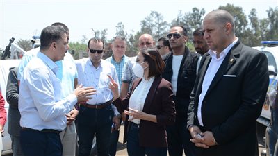 محافظ البحيرة تتفقد مصنع تدوير القمامة بكوم حماده