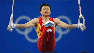 باريس 2024 .. الصيني ليو يحرز ذهبية الحلق في الجمباز