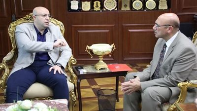 محافظ بنى سويف يلتقى وفد هيئة قصور الثقافة ويناقش الموقف التنفيذي لعدة مشروعات