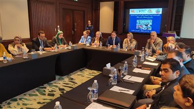 الصحة: توفير خدمات تنظيم الأسرة والصحة الإنجابية للعاملين بالمصانع