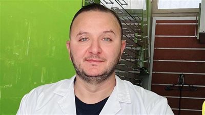الدكتور أحمد التحيوي يوجه نصائح للمرضى عند شراء الدواء من الصيدليات