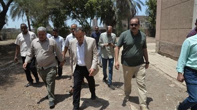 محافظ أسيوط يتفقد مركز التدريب بأبوتيج تمهيدا لاستغلاله في إنشاء مجمع مدارس