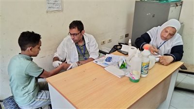 فحص 1492 مواطنا خلال قافلة طبية بقرية منية جناج بكفر الشيخ