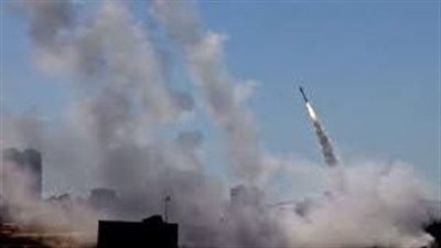 صحف عبرية: سقوط صواريخ على طريق 4 السريع بين 