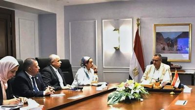 محافظ جنوب سيناء يستقبل وفد الجهاز المركزى للتعبئة العامة والإحصاء