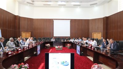 قرارات عاجلة لحل أزمة مياه الشرب بمحافظة البحر الأحمر