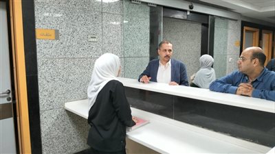وكيل صحة سوهاج يتفقد سير العمل بمستشفى طهطا العام
