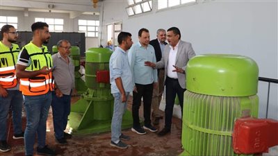 مساعد نائب رئيس المجتمعات العمرانية يتفقد مأخذ ومحطة تنقية مياه أكتوبر